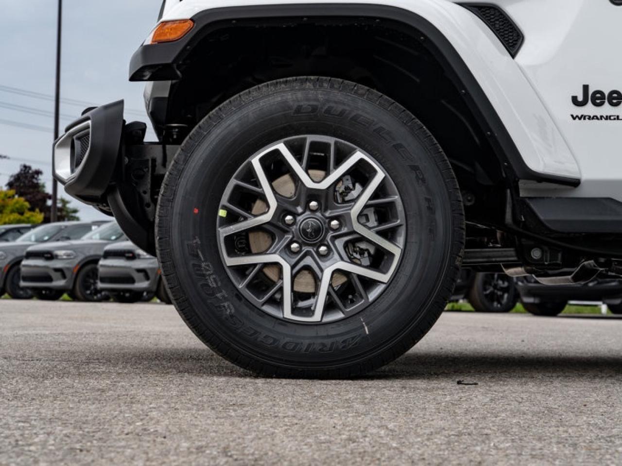 2025 Jeep Wrangler Sahara Photo