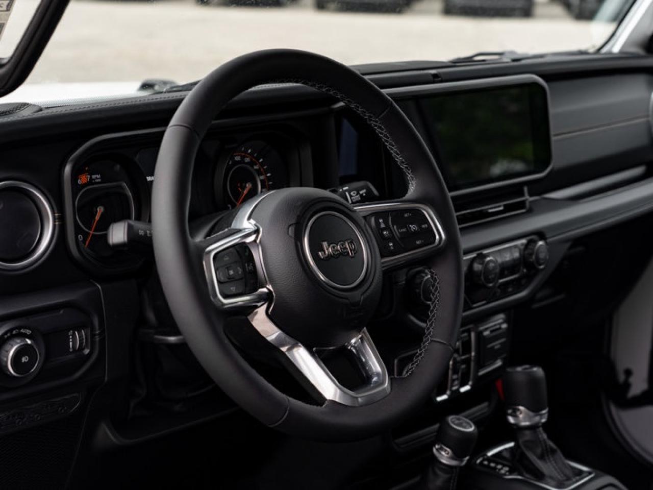 2025 Jeep Wrangler Sahara Photo