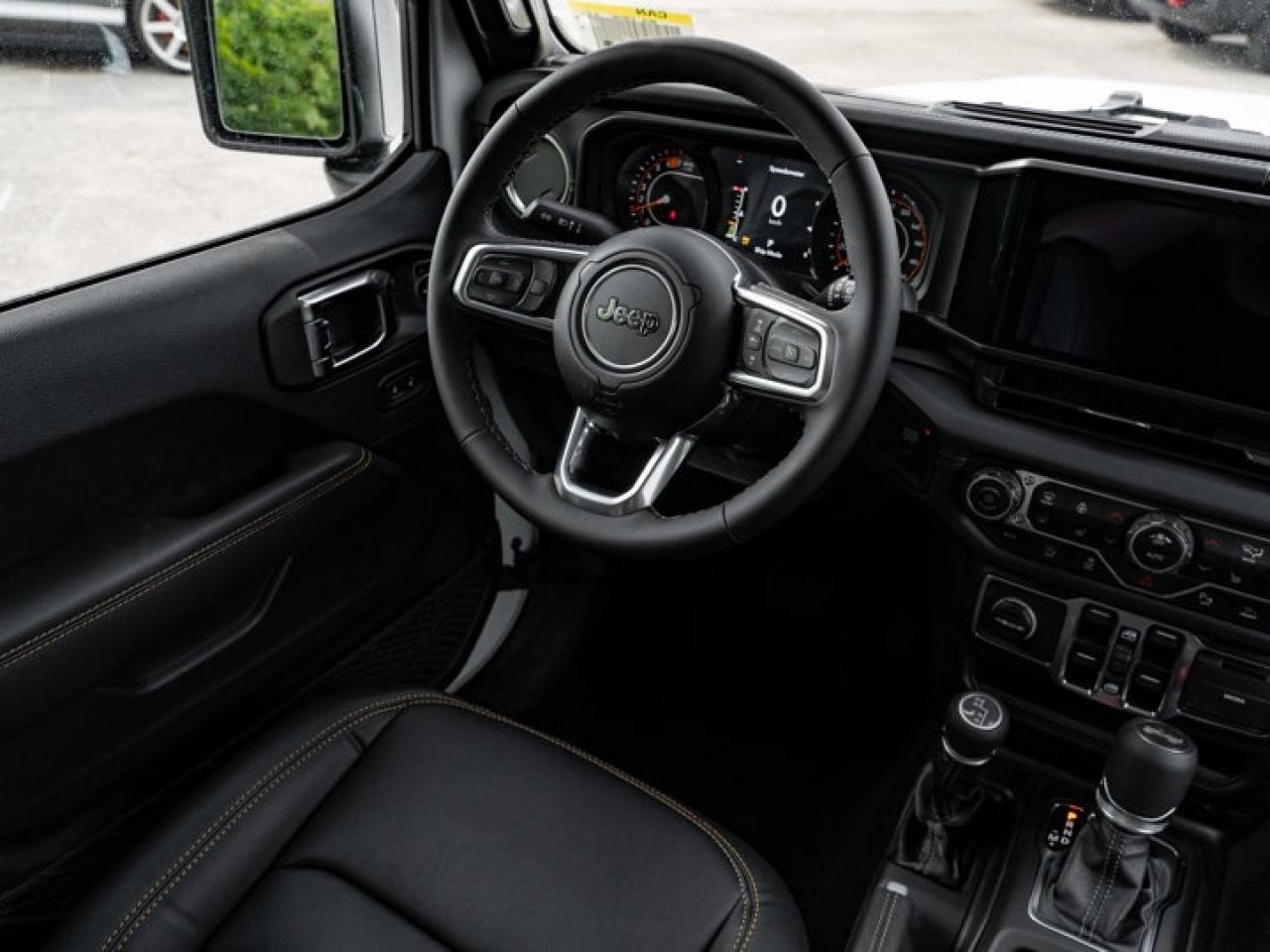 2025 Jeep Wrangler Sahara Photo