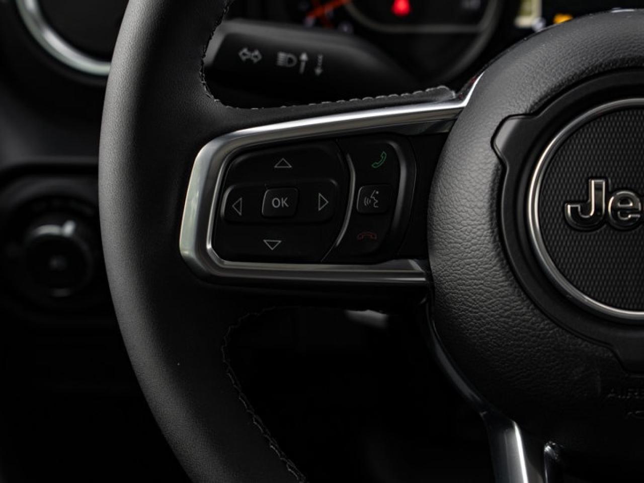 2025 Jeep Wrangler Sahara Photo