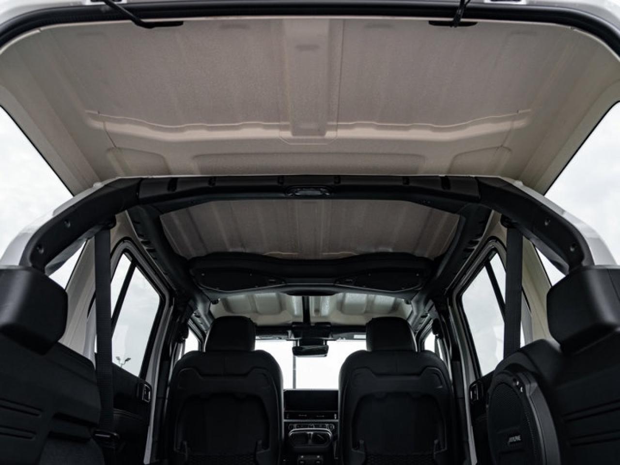 2025 Jeep Wrangler Sahara Photo