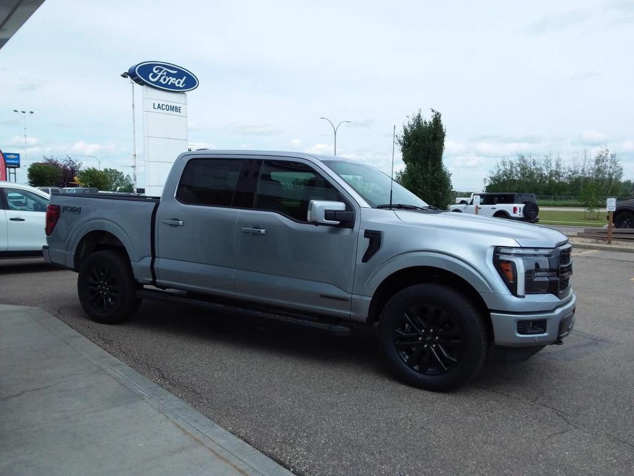 New 2025 Ford F-150 Lariat for sale in Lacombe, AB