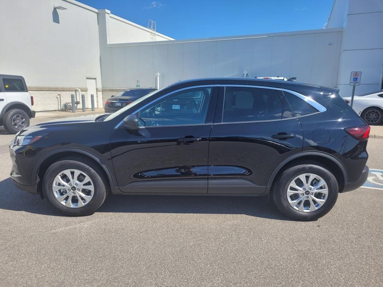 2024 Ford Escape Active Photo2