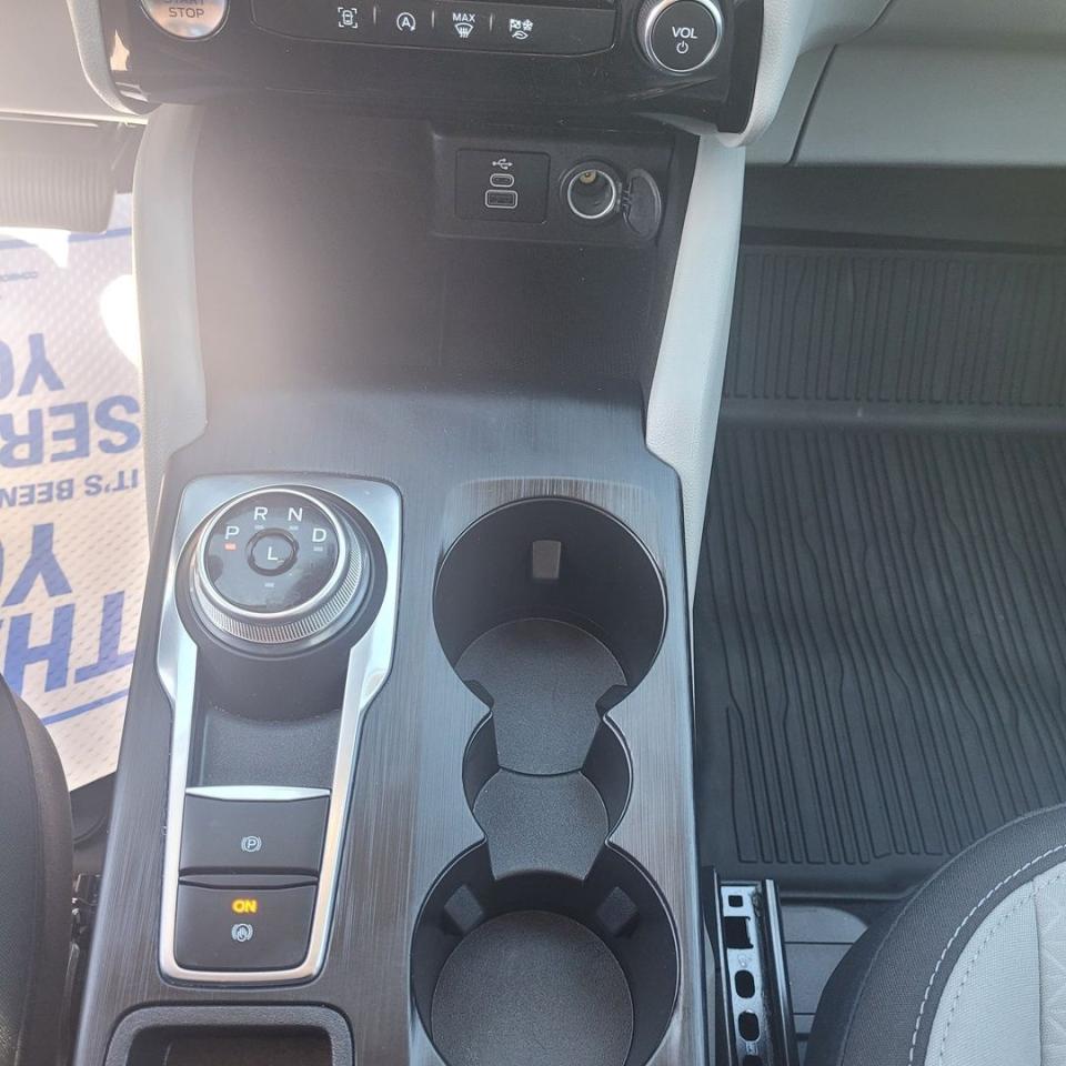 2024 Ford Escape Active Photo33