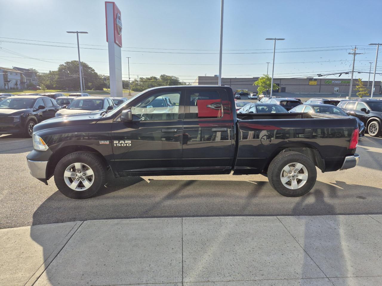 2015 RAM 1500 ST Quad Cab Photo17