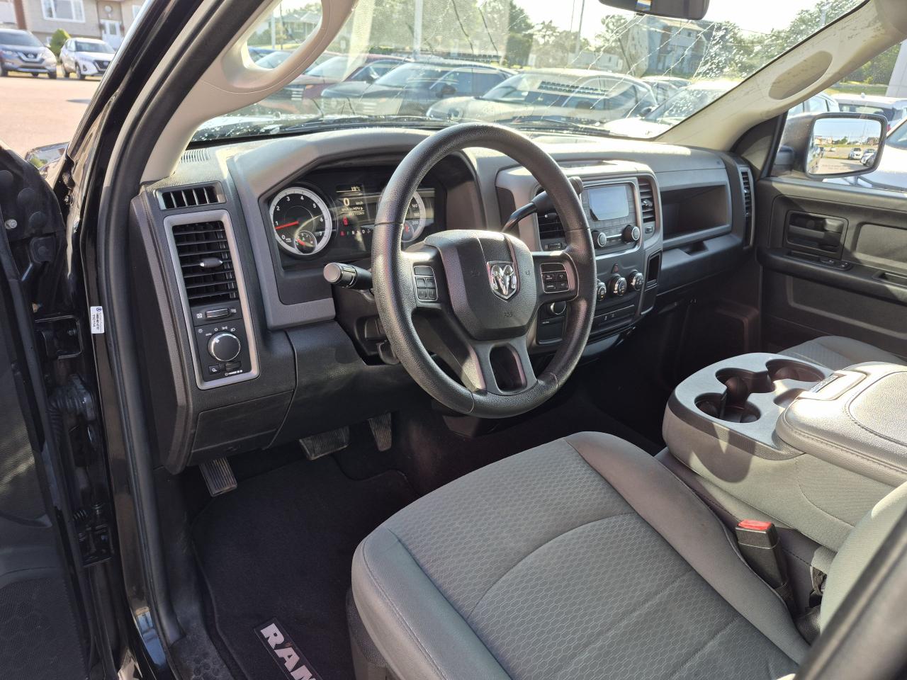 2015 RAM 1500 ST Quad Cab Photo21