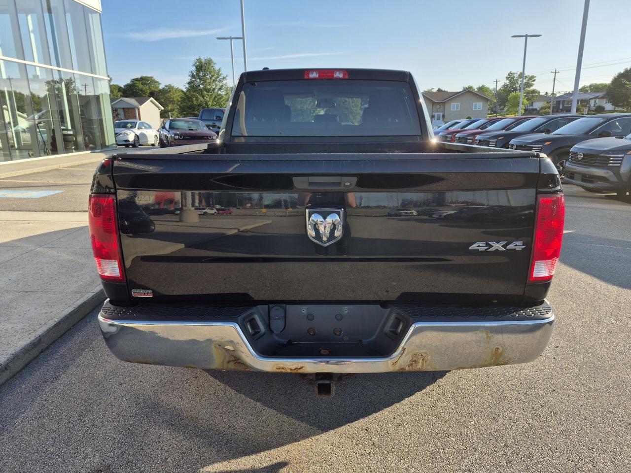 2015 RAM 1500 ST Quad Cab Photo18