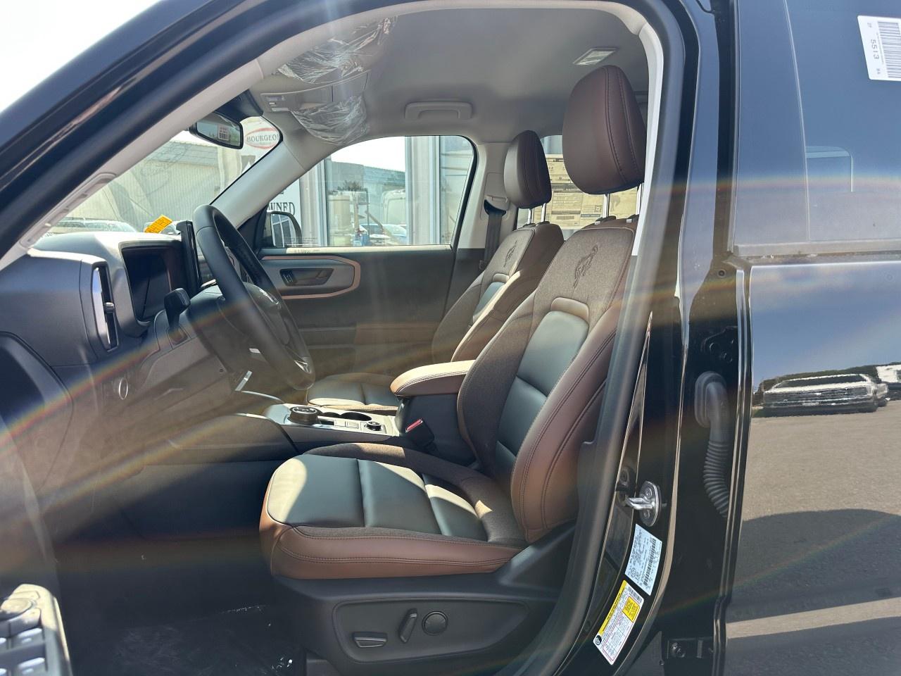 2025 Ford Bronco Sport Outer Banks 4x4 Photo
