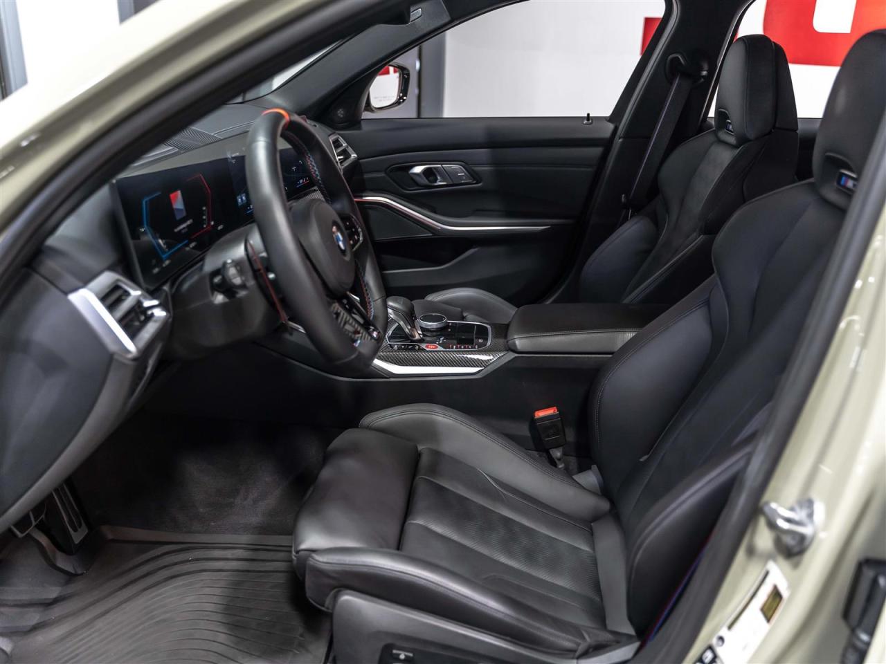 2025 BMW M3 COMPETITION|INDIVIDUAL PAINT|M CARBON ROOF|LOADED Photo