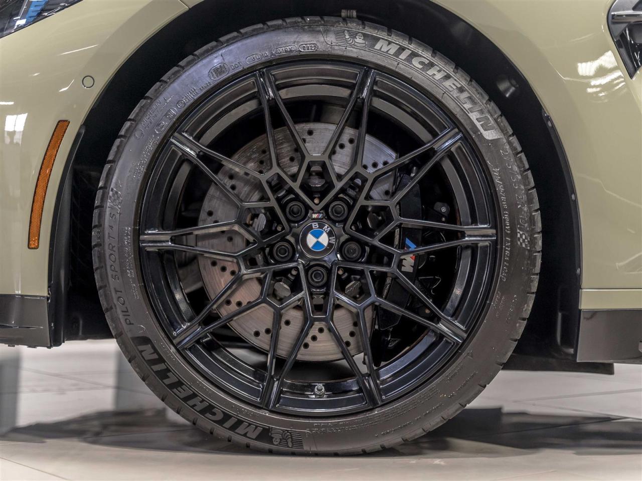 2025 BMW M3 COMPETITION|INDIVIDUAL PAINT|M CARBON ROOF|LOADED Photo