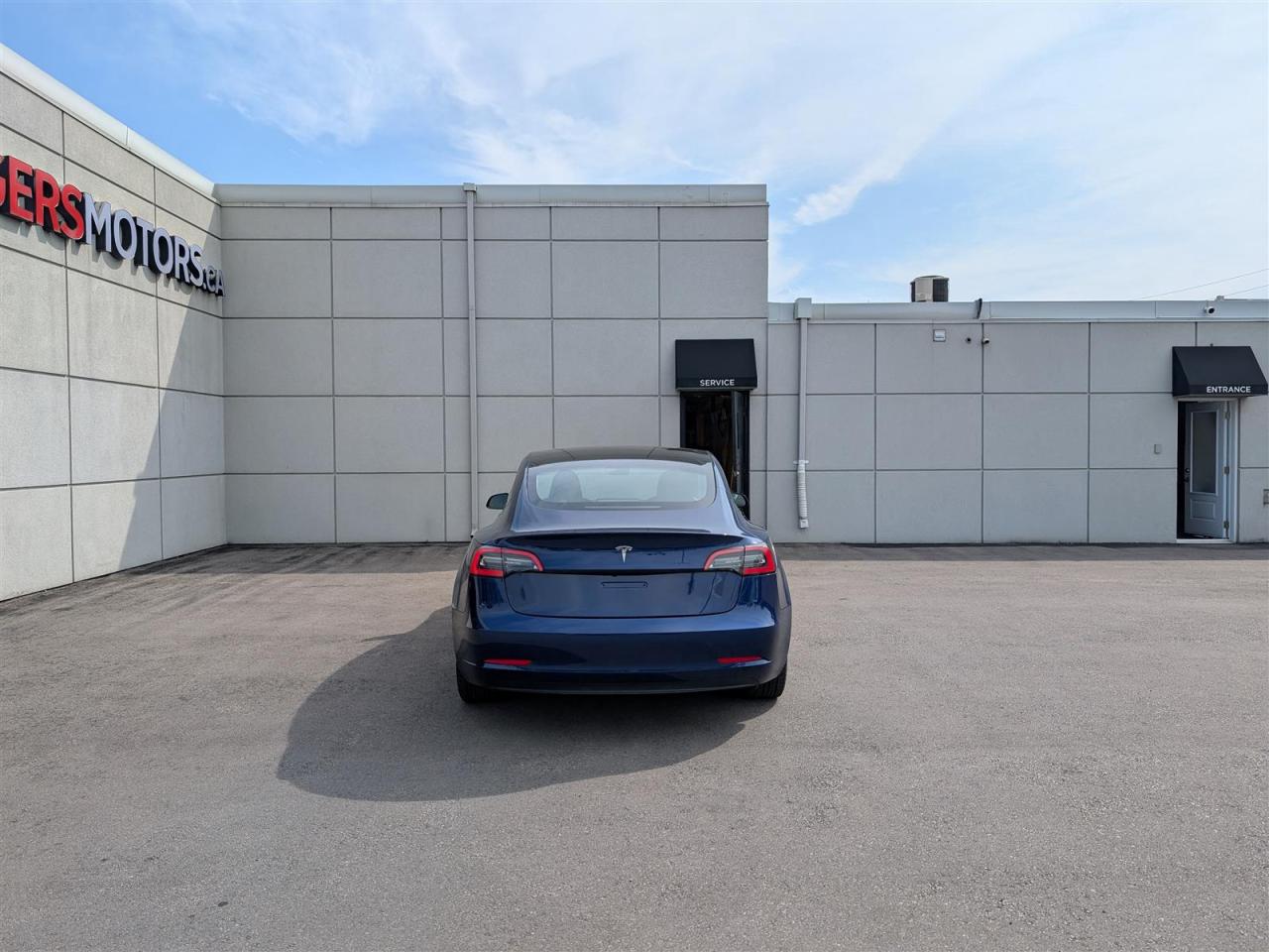 2023 Tesla Model 3 STANDARD