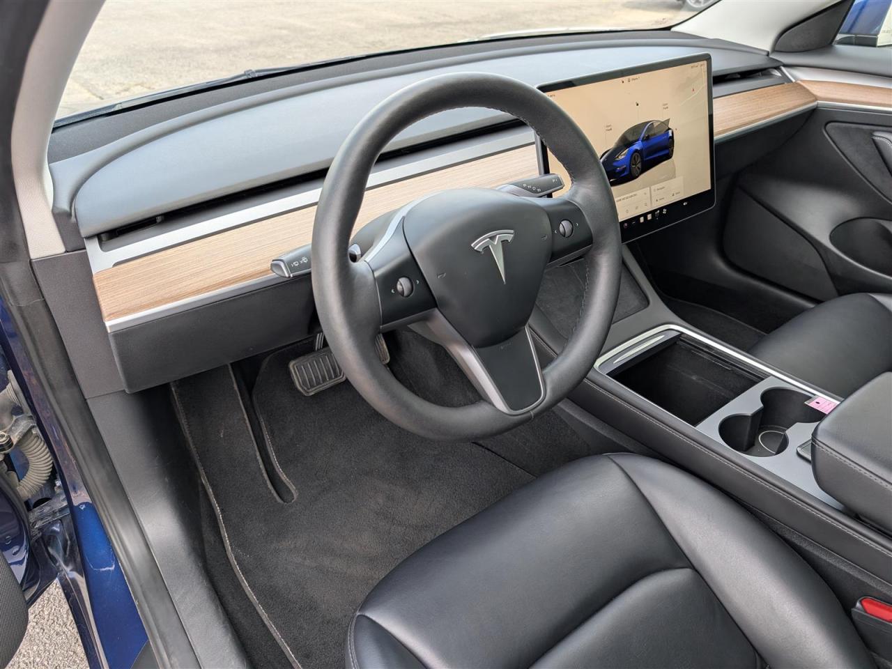 2023 Tesla Model 3 STANDARD