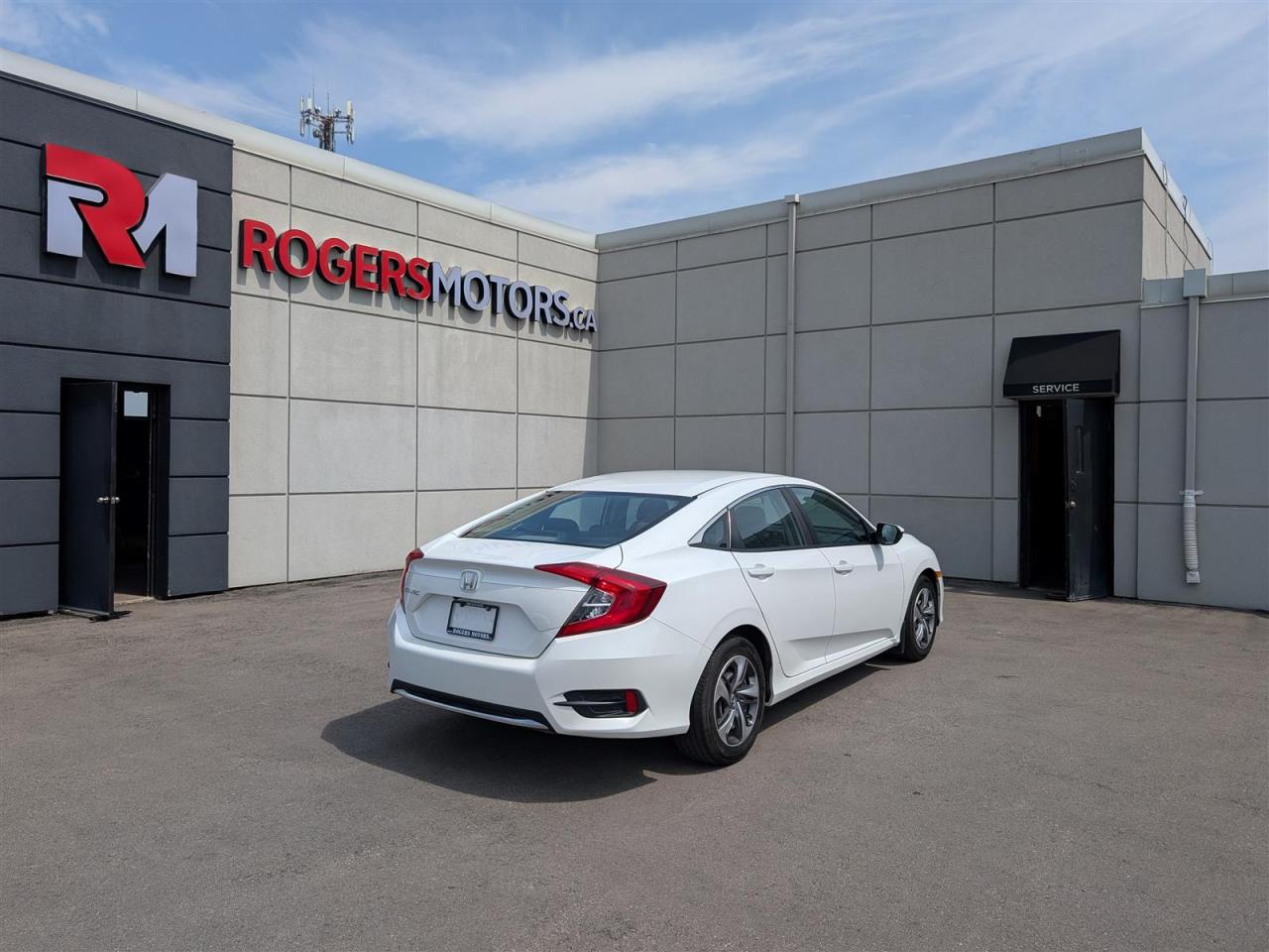 2019 Honda Civic LX - 6SPD - HTD SEATS - TECH FEATS Photo4