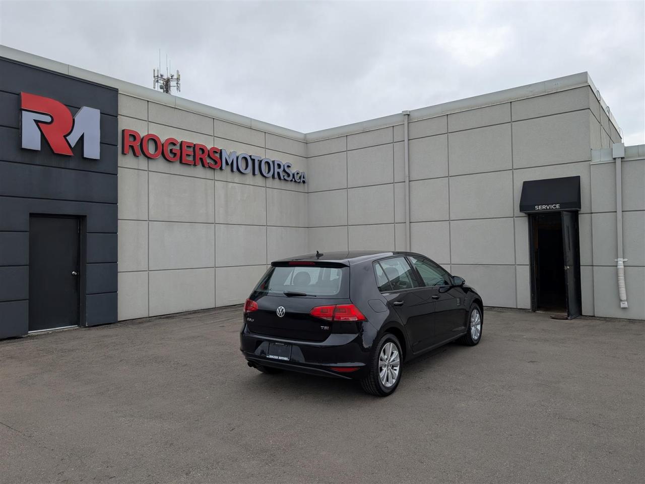 2016 Volkswagen Golf TSI - NAVI - SUNROOF - LEATHER