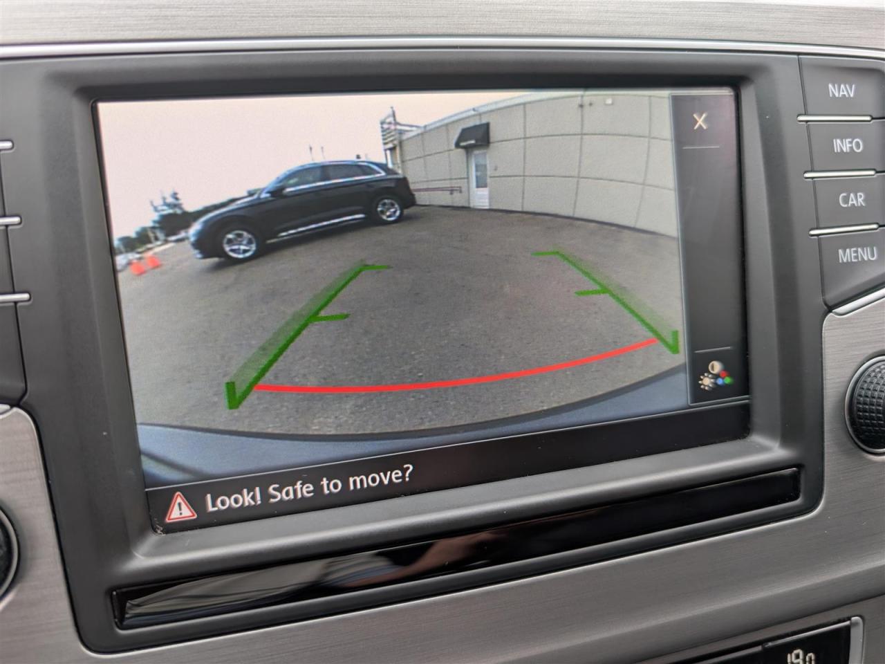 2016 Volkswagen Golf TSI - NAVI - SUNROOF - LEATHER
