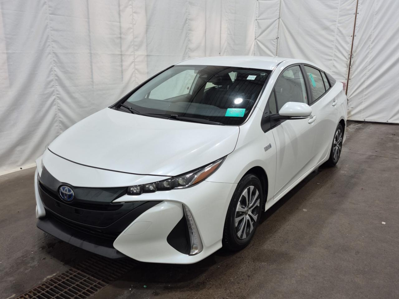 Used 2021 Toyota Prius Prime UPGRADE | LEATHER | NAV | HEATED STEERING for sale in Kitchener, ON