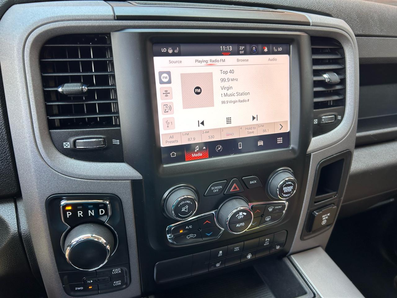 2022 RAM 1500 Classic EXPRESS - Photo #15
