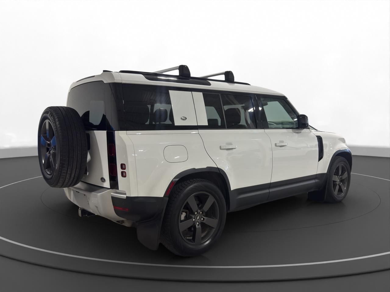 2020 Land Rover Defender 110 S AWD - Photo #8