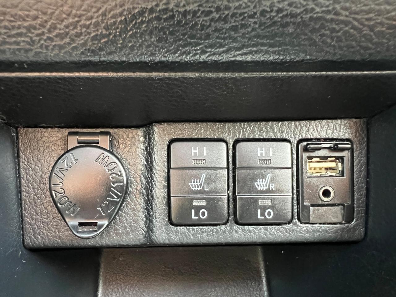 2016 Toyota Corolla LE - Photo #19