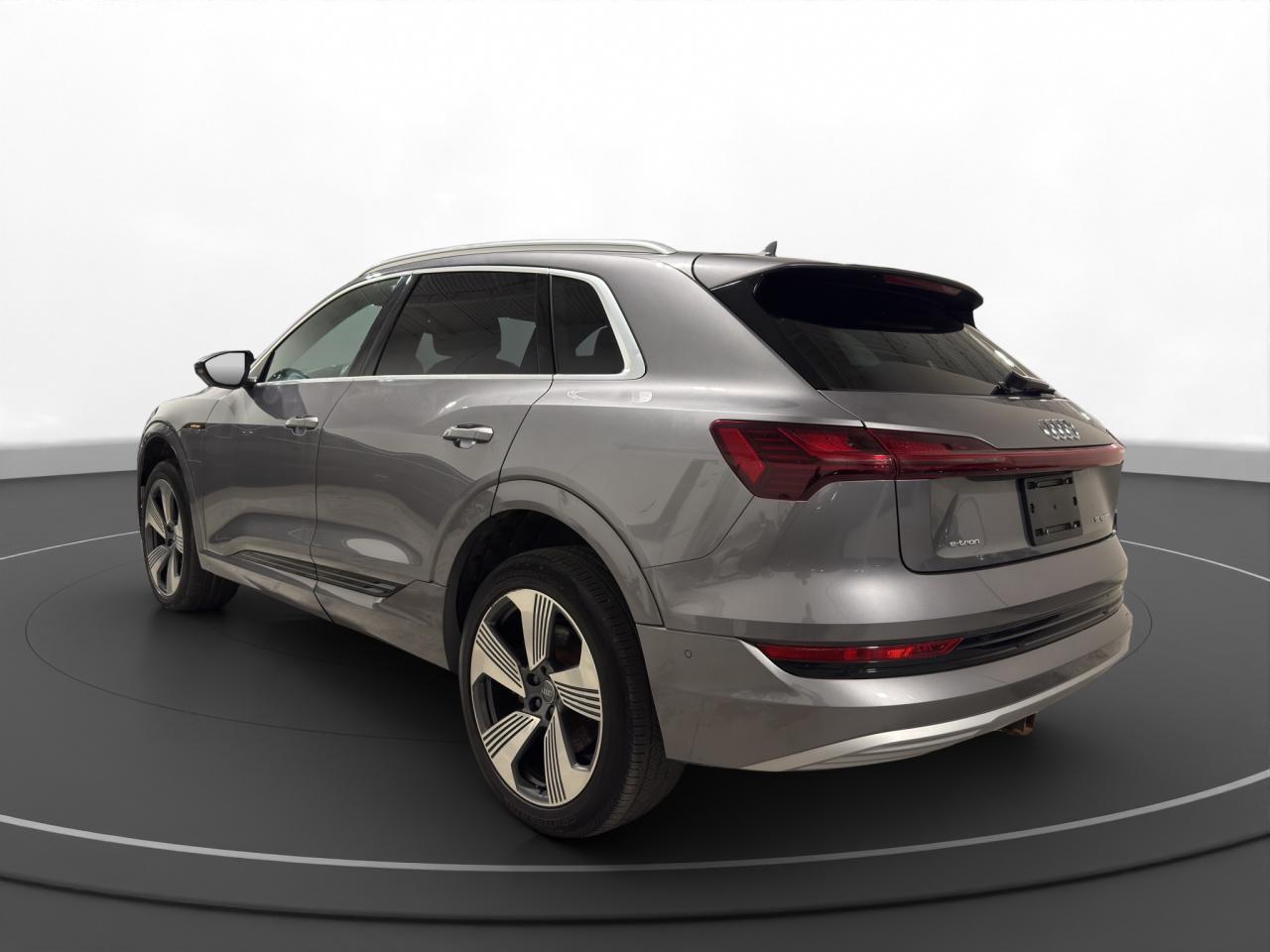 2019 Audi E-Tron Technik quattro - Photo #6