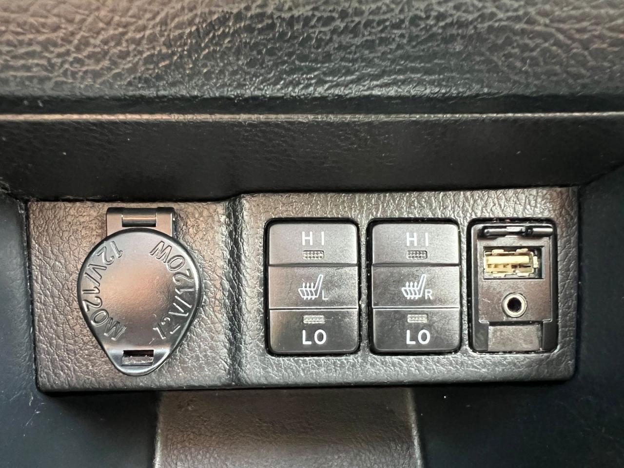 2016 Toyota Corolla LE - Photo #19