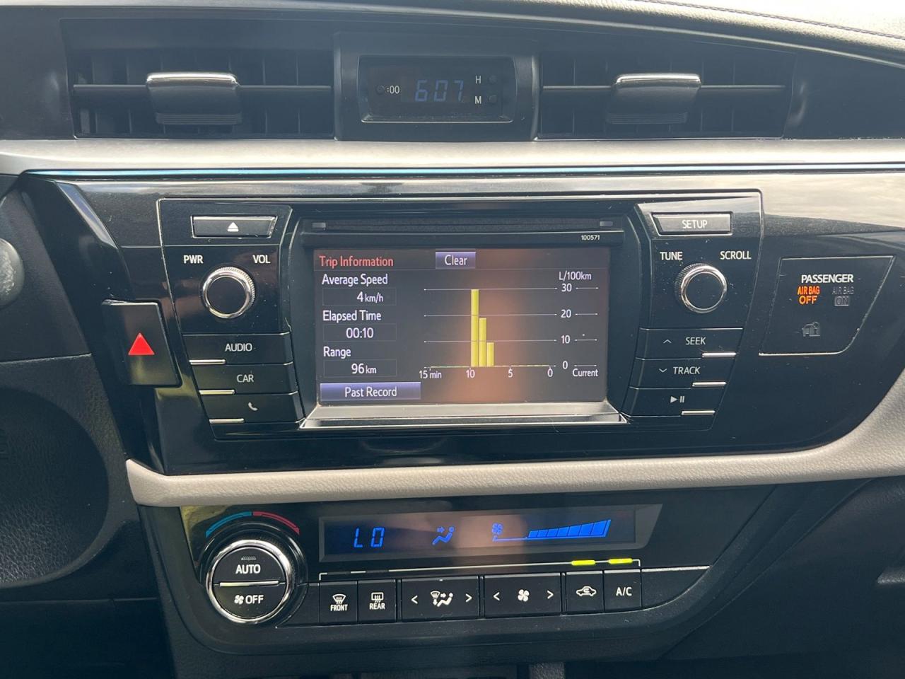 2016 Toyota Corolla LE - Photo #20