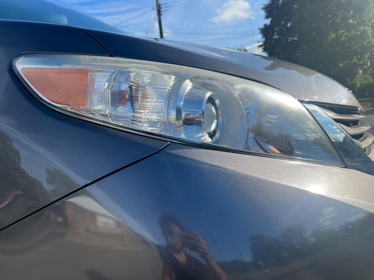 2017 Toyota Sienna LE 8-Passenger - Photo #6