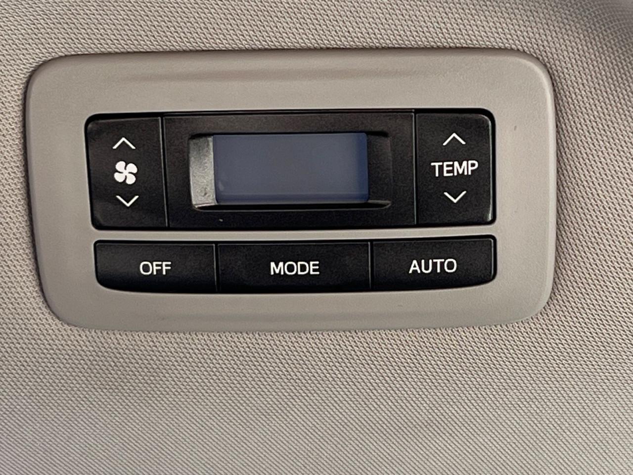 2017 Toyota Sienna LE 8-Passenger - Photo #28