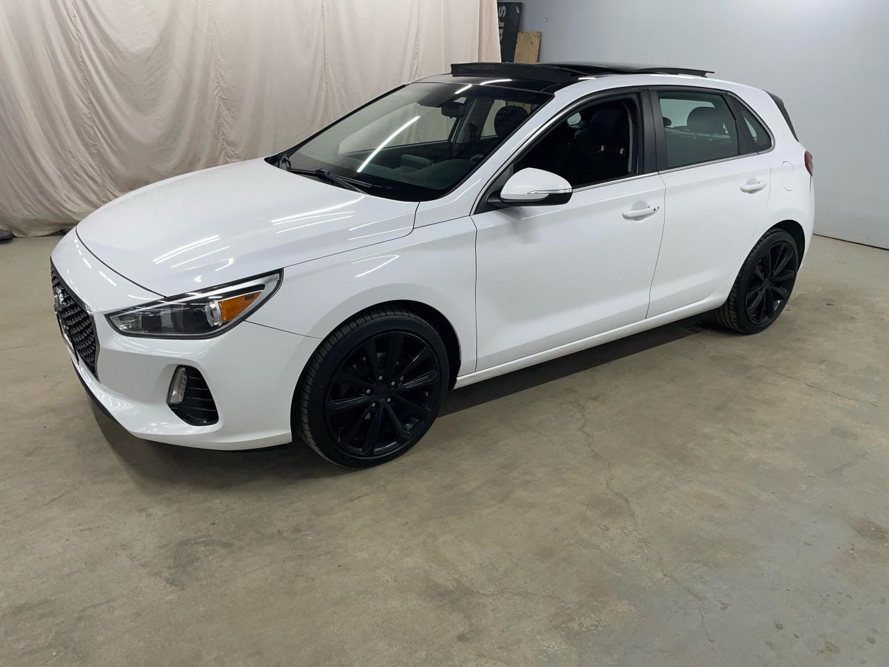 2018 Hyundai Elantra GT GLS Photo3