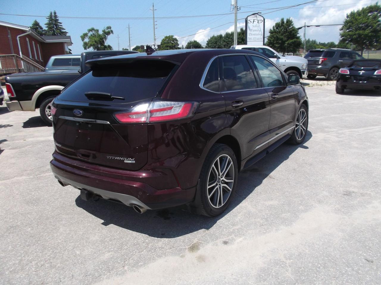2019 Ford Edge AWD Titanium - Photo #5