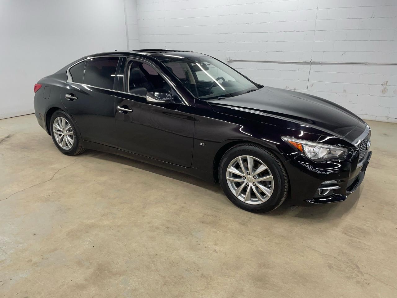Used 2014 Infiniti Q50 Premium for sale in Guelph, ON