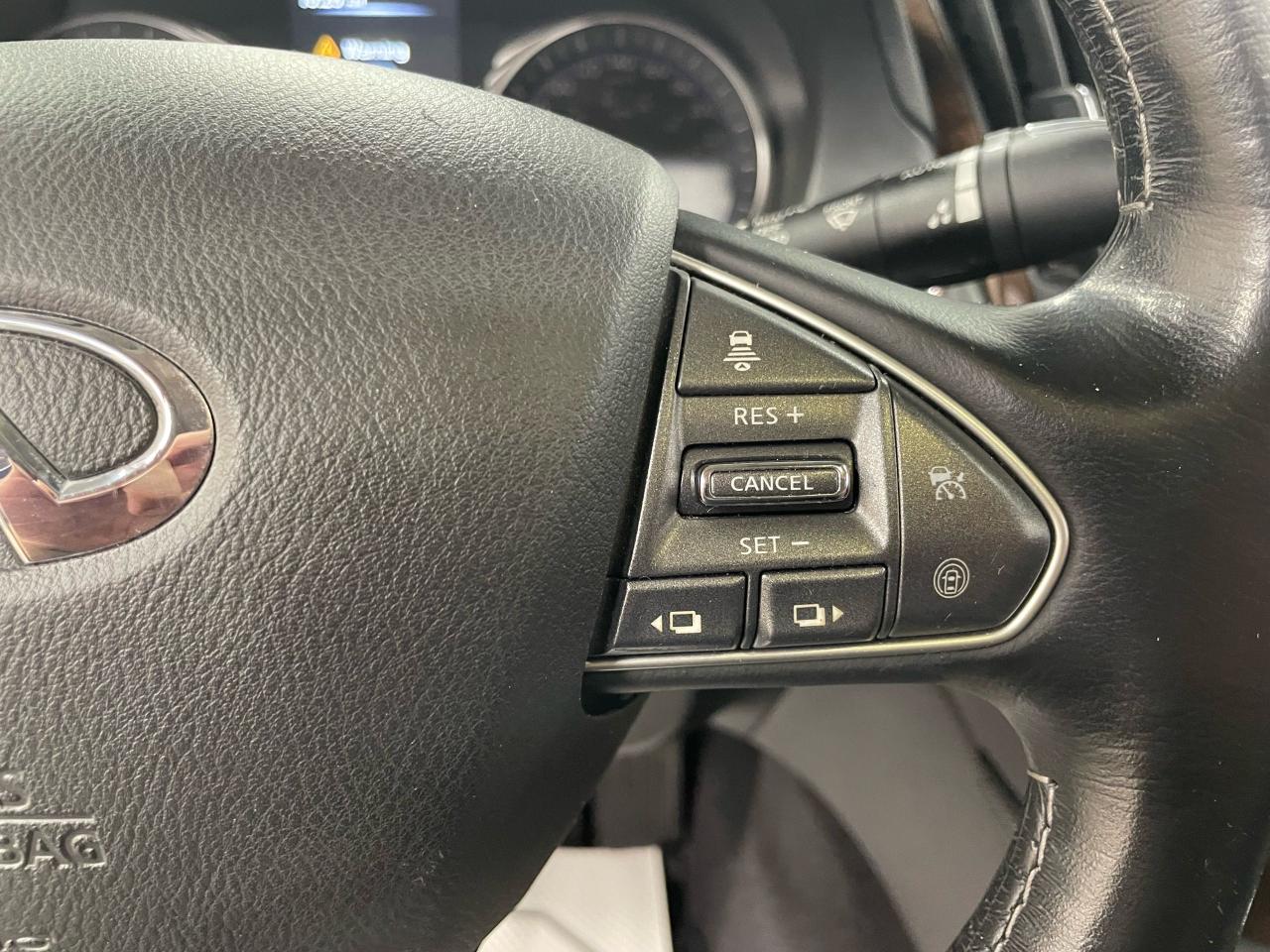 2014 Infiniti Q50 Premium Photo16