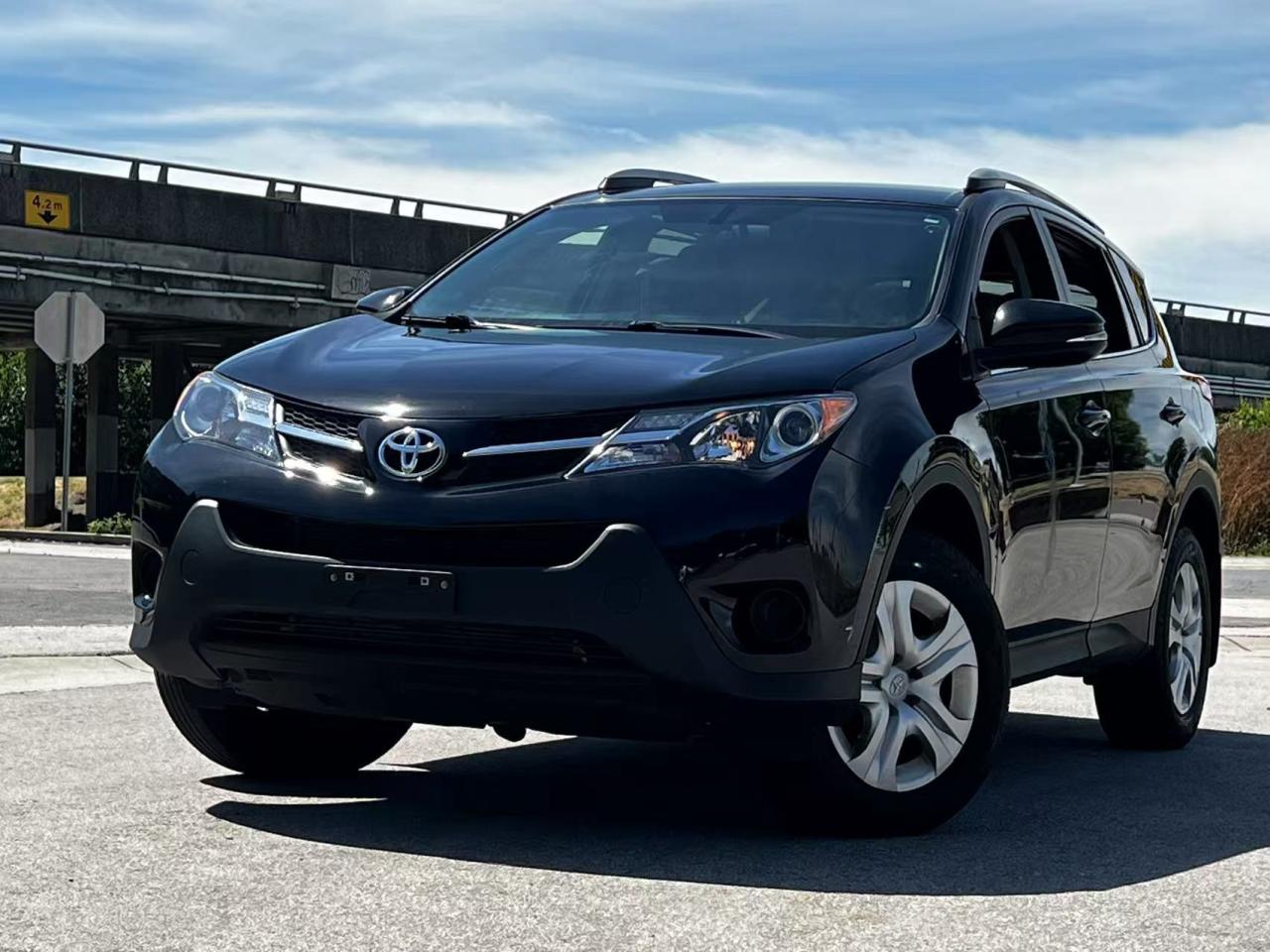 Used 2015 Toyota RAV4 LE/ CLEAN TITLE/ BC LOCAL/ ONE OWNER for sale in Richmond, BC