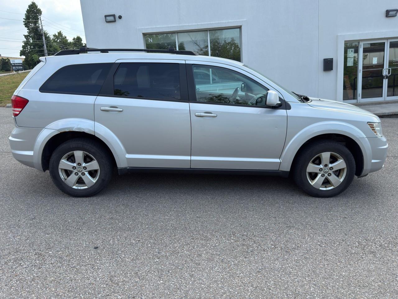 2010 Dodge Journey FWD 4DR SXT Photo3