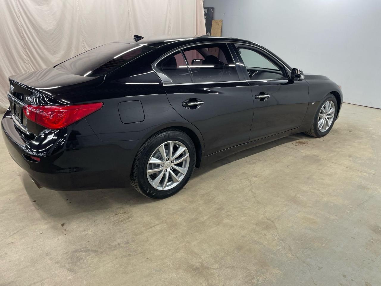 2014 Infiniti Q50 Premium