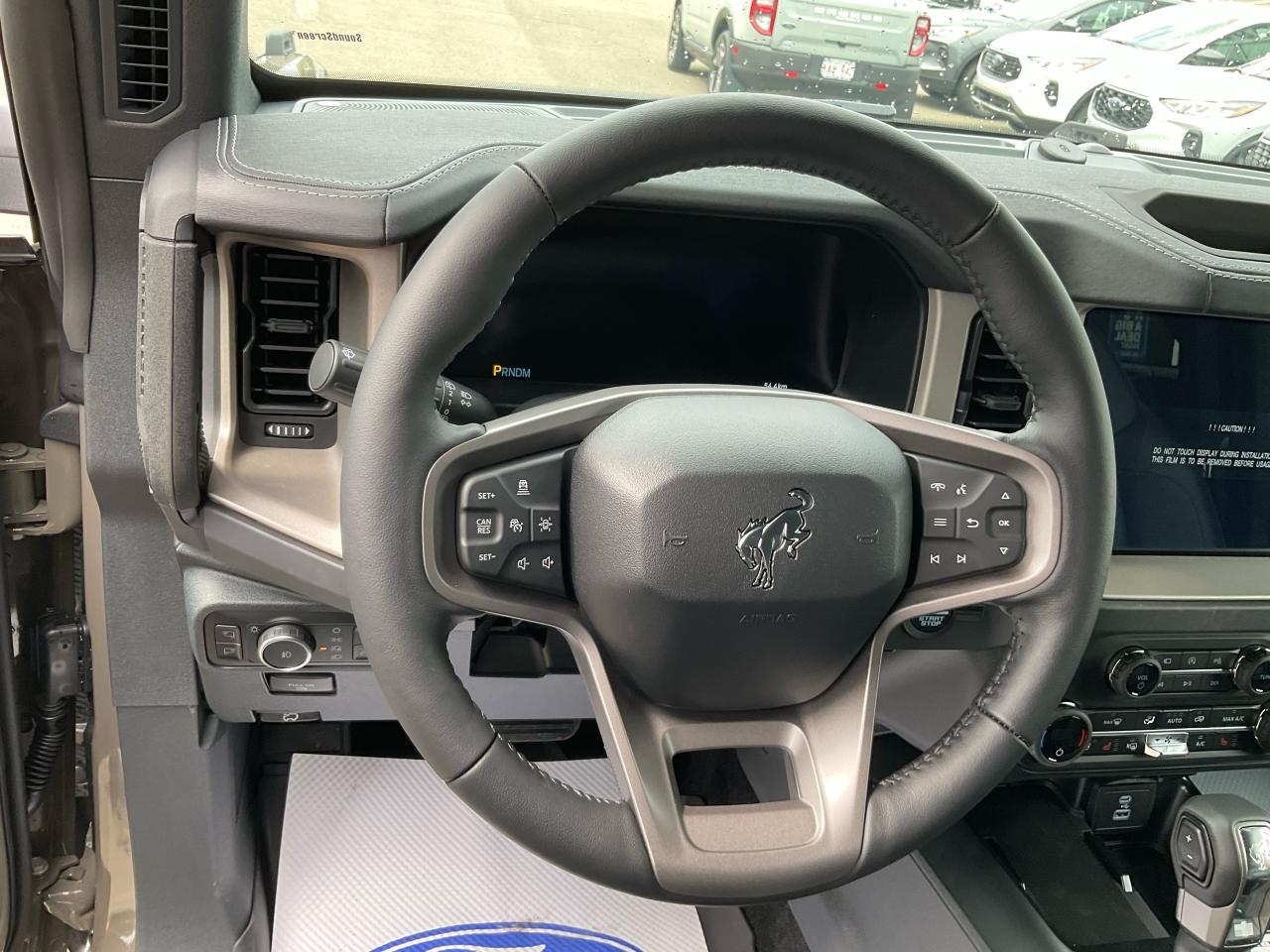 2025 Ford Bronco Outer Banks Photo5