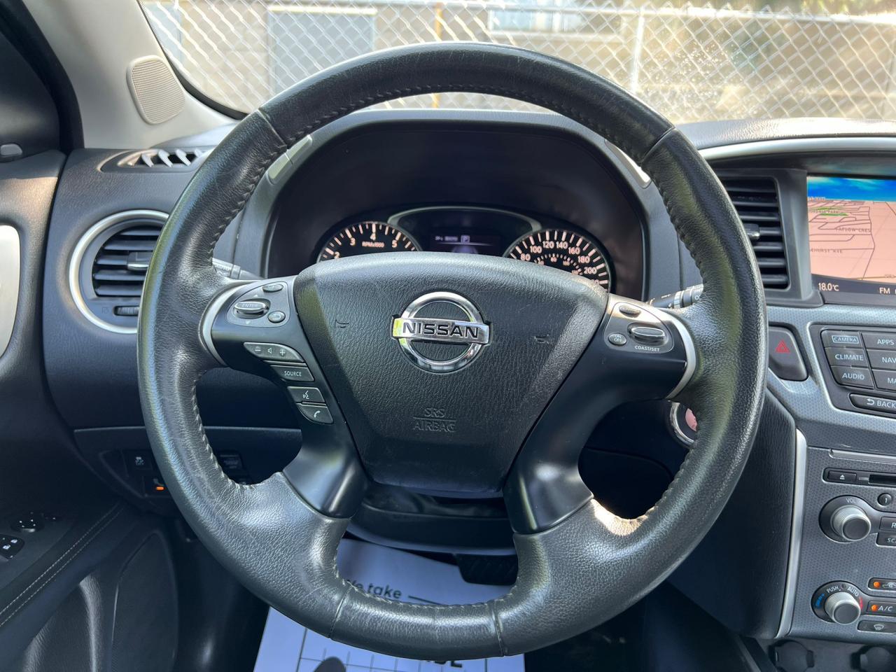 2017 Nissan Pathfinder 4WD 7PASS FULLY LOADED SUNROOF BLINDSPOT BACKUPCAM - Photo #20