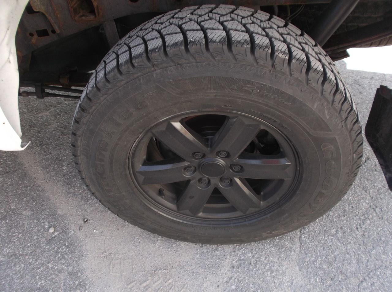 2016 Ford F-150 4X4  4 DOOR SUPER CREW - Photo #9