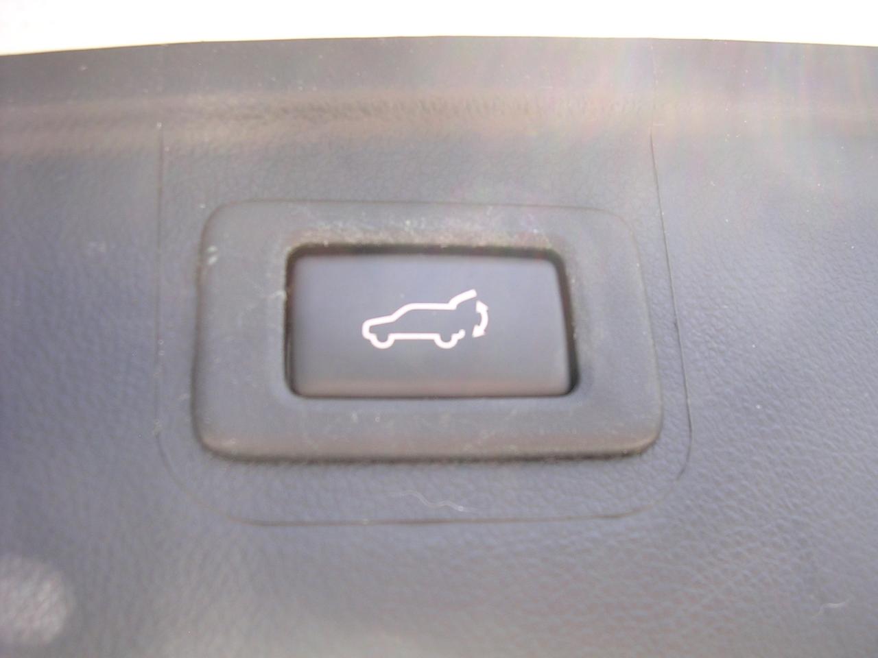 2018 Subaru Outback 3.6R Premier w/EyeSight Pkg - Photo #12
