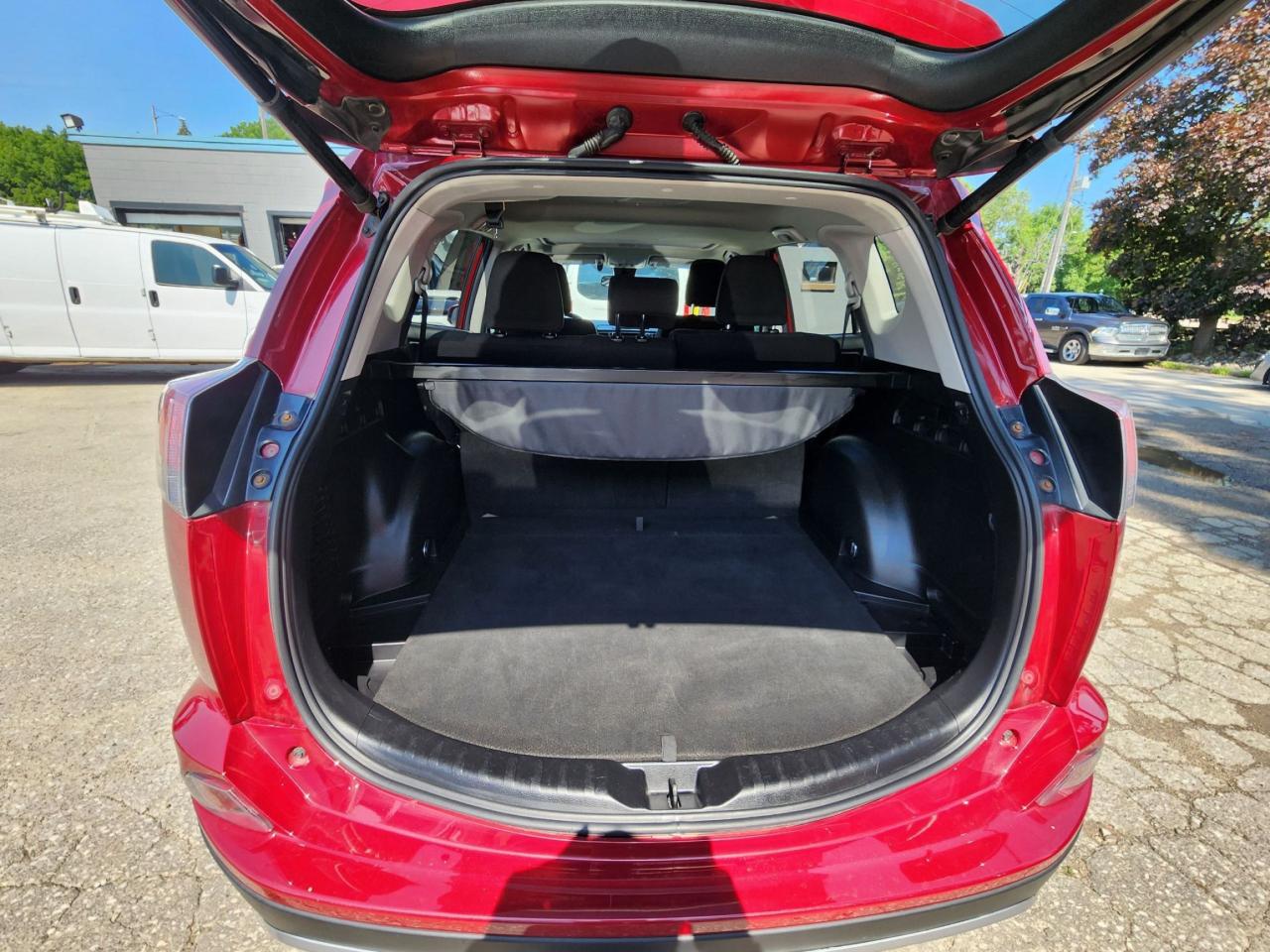 2018 Toyota RAV4 XLE l Great Condition l Well Maintained l Reliable