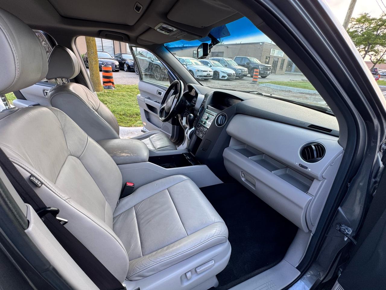 2010 Honda Pilot EX-L - Photo #10