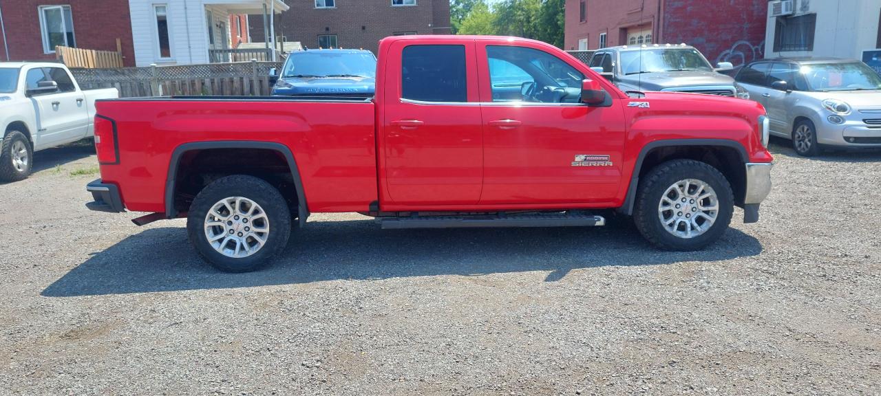 2017 GMC Sierra 1500 SLE - Photo #7