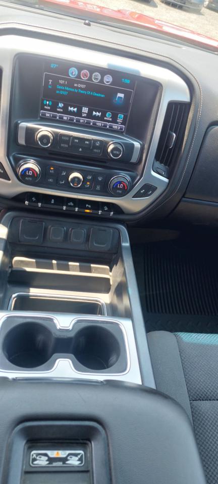 2017 GMC Sierra 1500 SLE - Photo #20