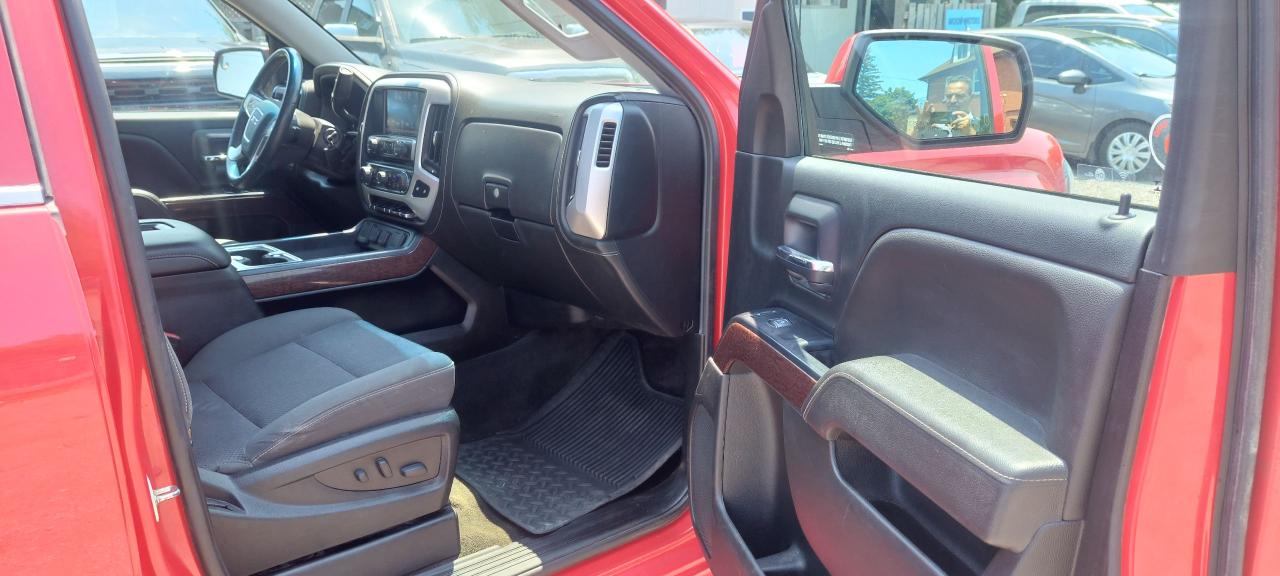 2017 GMC Sierra 1500 SLE - Photo #24