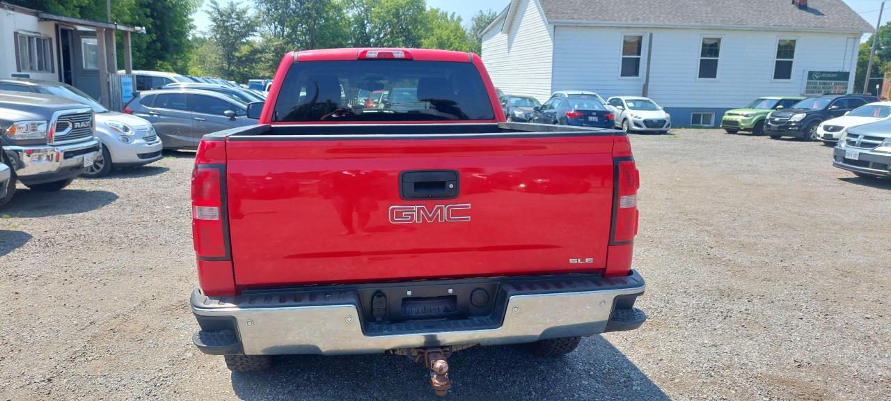 2017 GMC Sierra 1500 SLE - Photo #8