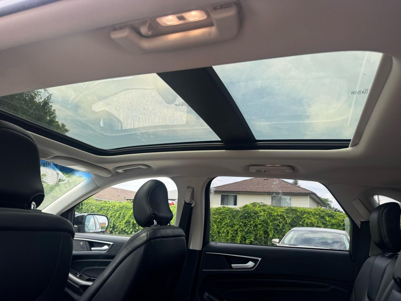 2017 Ford Edge Titanium - Photo #14