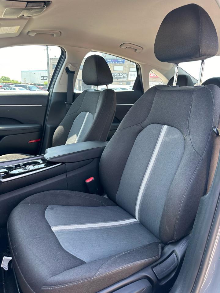 2022 Hyundai Sonata PREFERRED - Photo #12