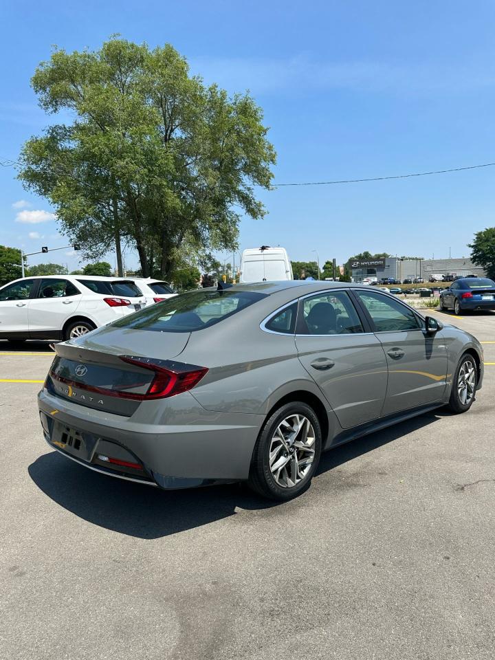 2022 Hyundai Sonata PREFERRED - Photo #5