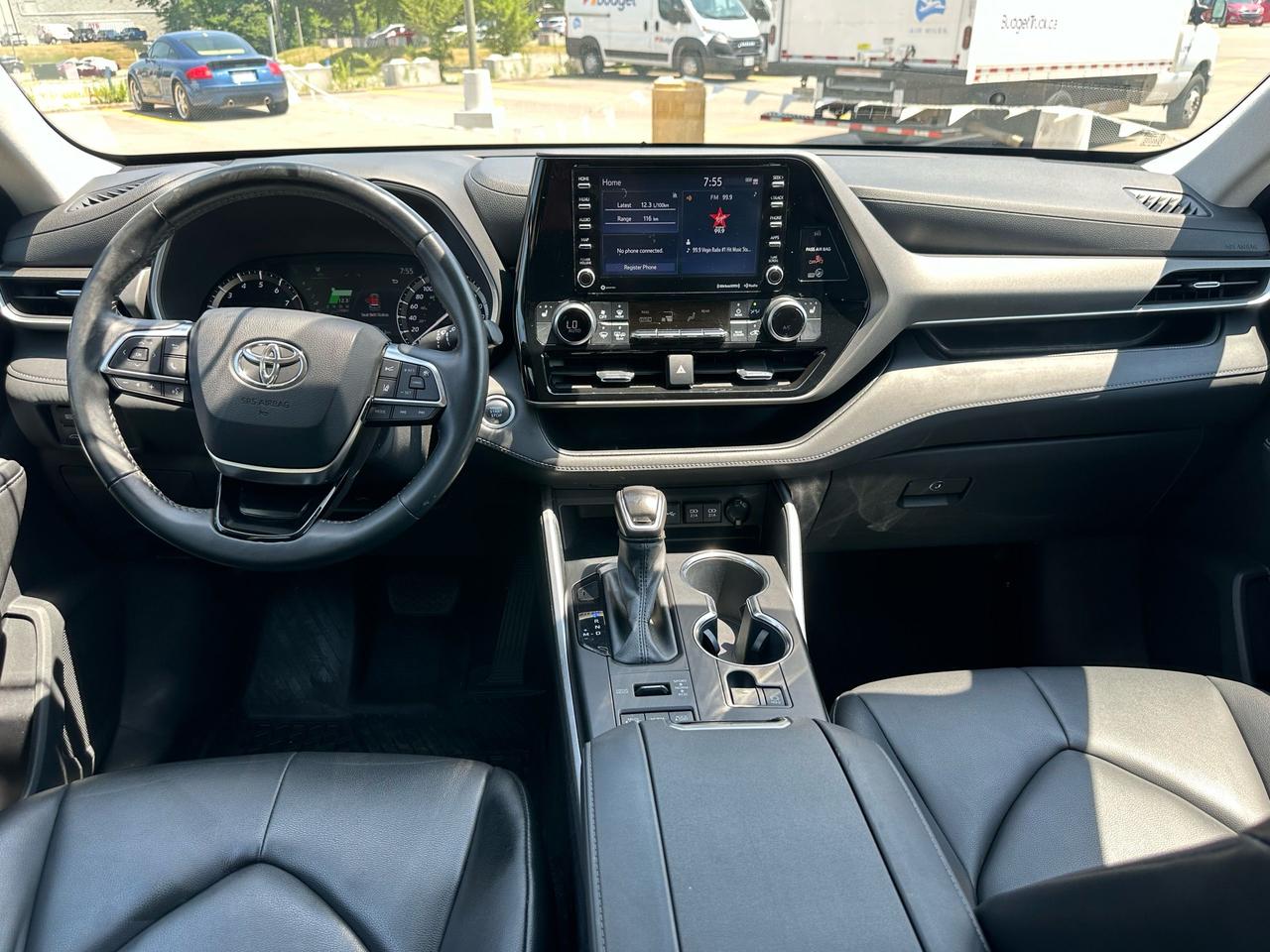 2021 Toyota Highlander XLE Photo