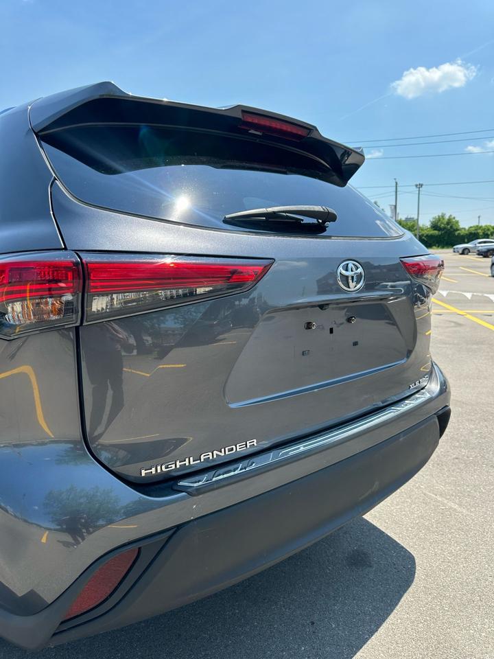 2021 Toyota Highlander XLE Photo